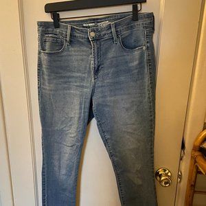 Old Navy Rockstar Midrise Jeans 10
